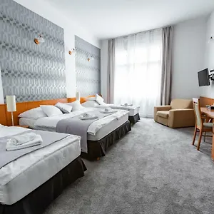 Griffin *** Budapest