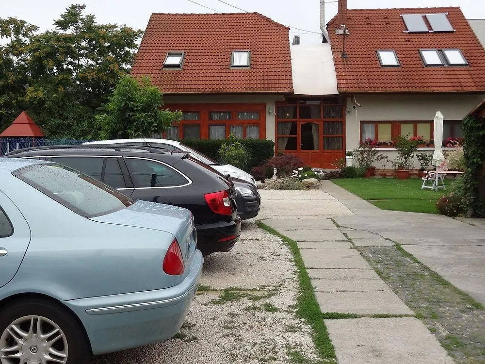 Bai Panzio Hotel Budapest 3*,
