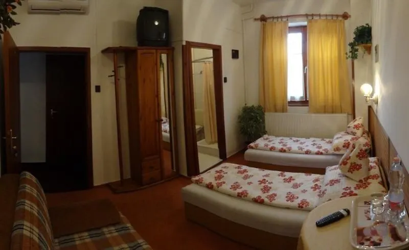 *** Guest house Bai Panzio Hotel Budapest Hungary